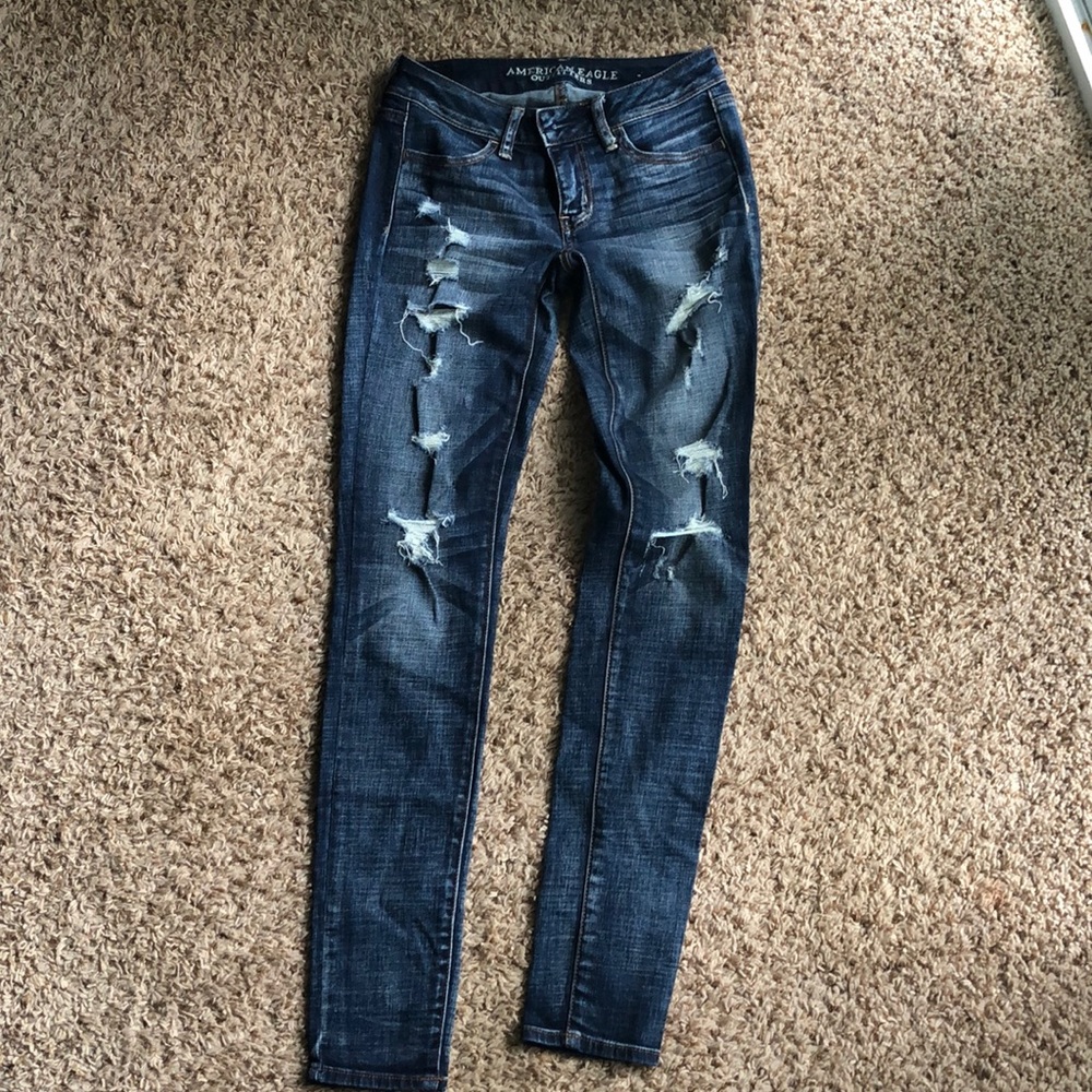 American eagle ripped skinny jeans